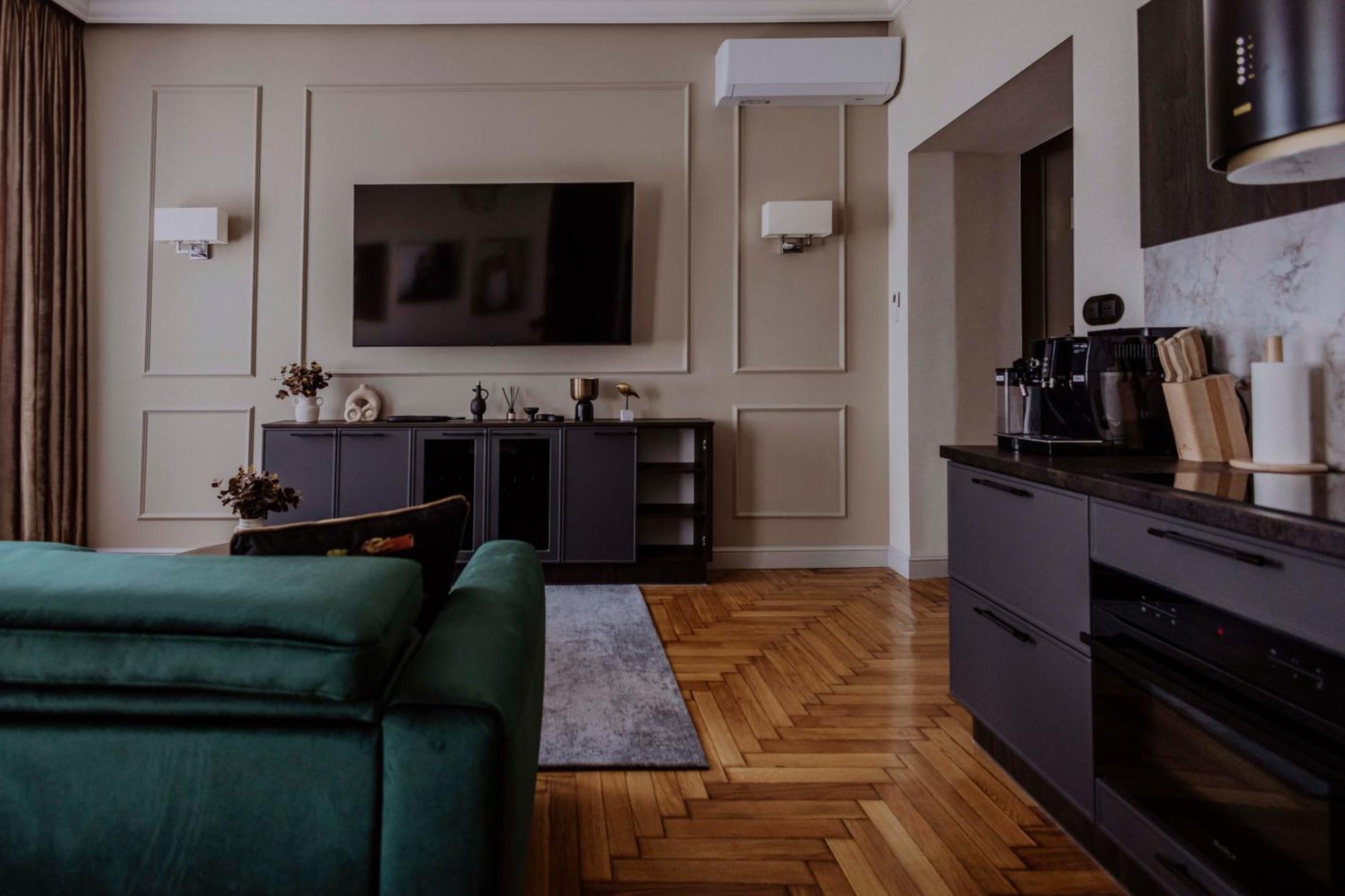 Crown Pearl - Wonderful Apartment, 110Scm, 4 Rooms Krasków Exterior foto